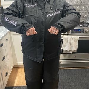 Brand new womens explorer extreme trail snowmobile suit size XL